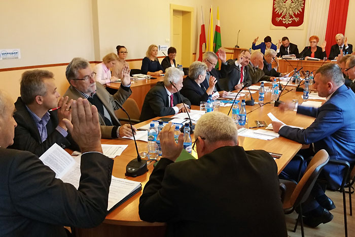 Ilustracja do informacji: XI sesja Rady Powiatu Żarskiego