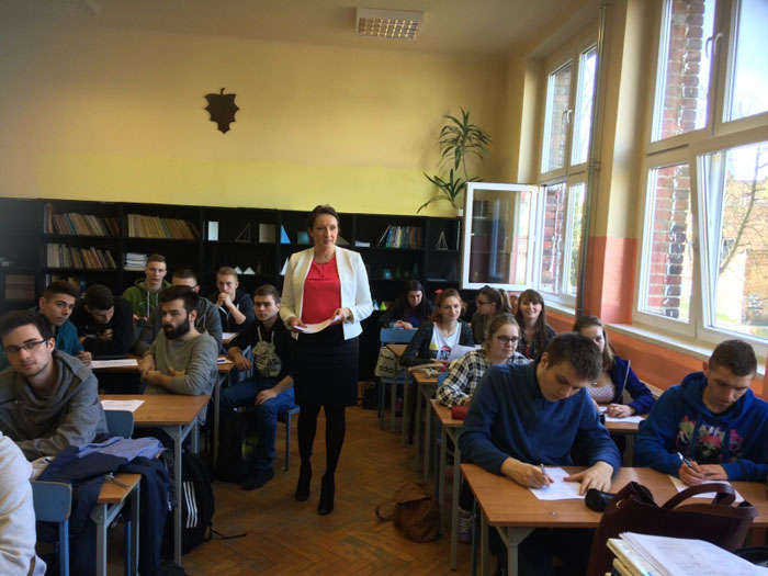 Ilustracja do informacji: Organizacja Pracodawców Ziemi Lubuskiej w wizytami w szkołach w Żarach i Lubsku