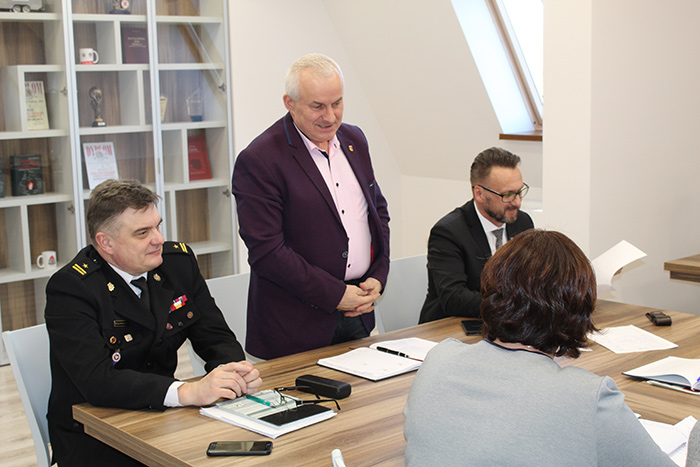 Ilustracja do informacji: Posiedzenie Zarządu i Komisji Rewizyjnej Oddziału Powiatowego ZOSP w Żarach
