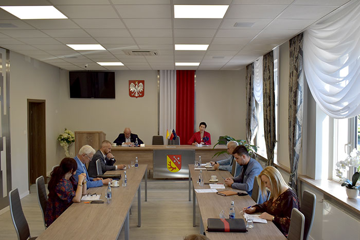 Ilustracja do informacji: Posiedzenie Zarządu Powiatu Żarskiego